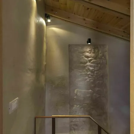Evans House Ii *